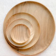 Charger l&#39;image dans la galerie, WS// Walnut tableware, round plate 6 pieces set  for wholesale //  dear Morocco
