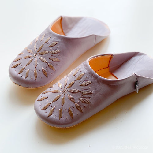 Babouche Embroidery Lavender// dear Morocco original leather slippers